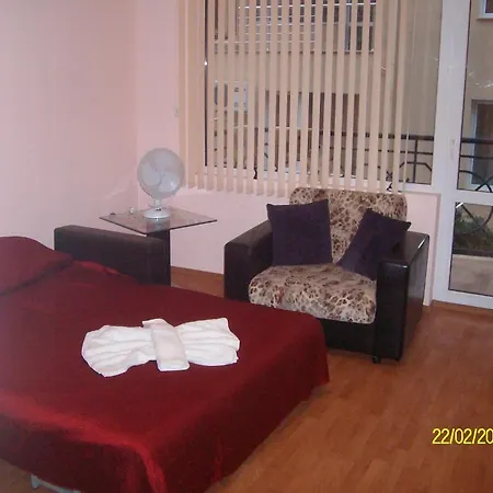 בית הארחה Nelly *